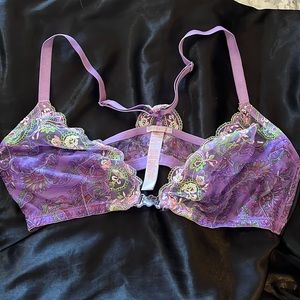 Savage Fenty Rihanna bralette 2x lace floral racer back